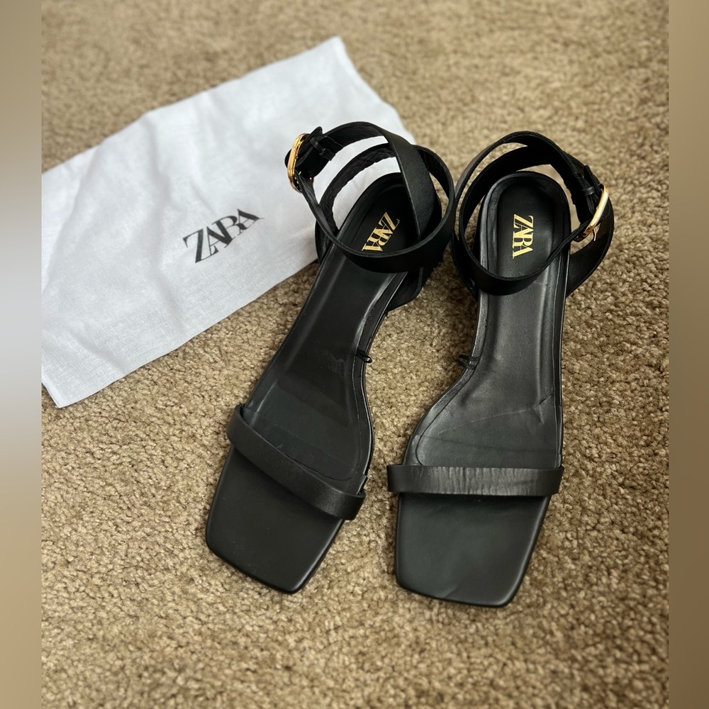 ZARA heeld sandals 41